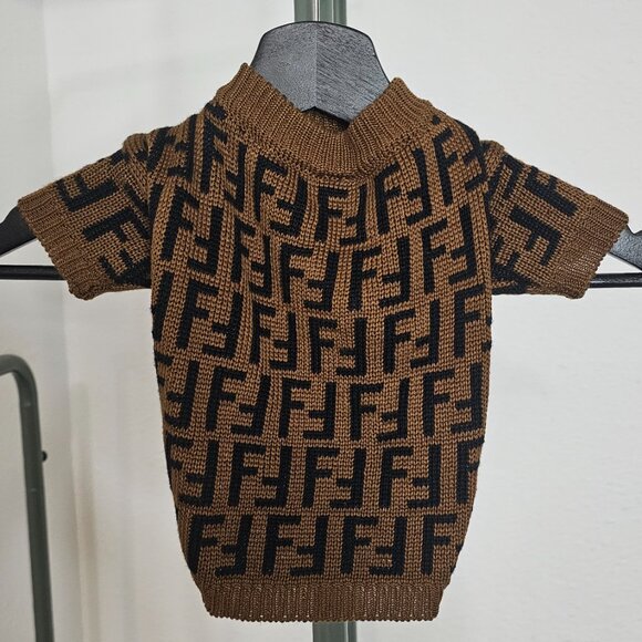 Dog Size Small Sweater - like new - Picture 2 of 2
